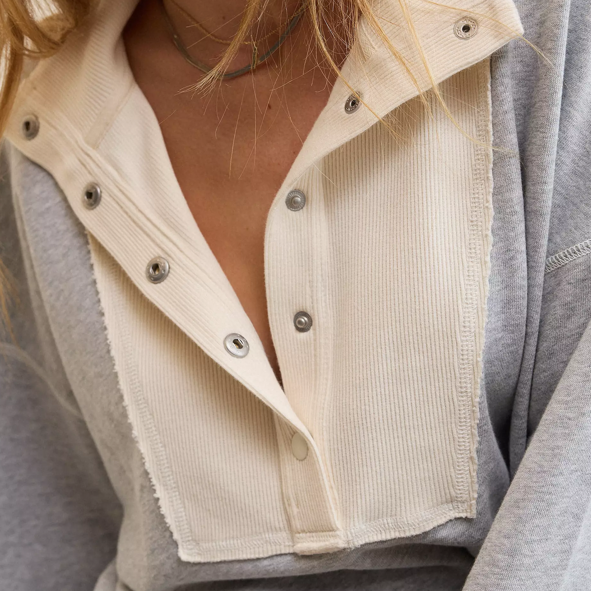 Relaxed Quarter‑Snap Collar Fleece Sweatshirt Long Sleeves